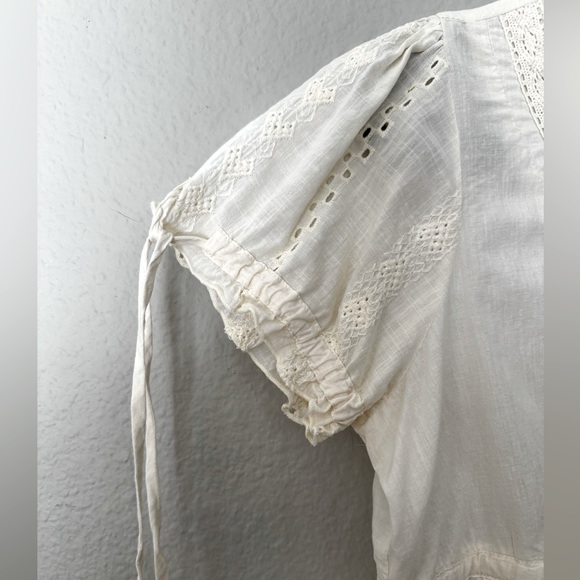 Charlotte Russe Y2K Embroidered top. Size Large - Picture 2 of 5